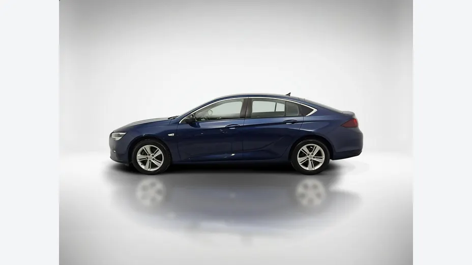 OPEL Insignia -