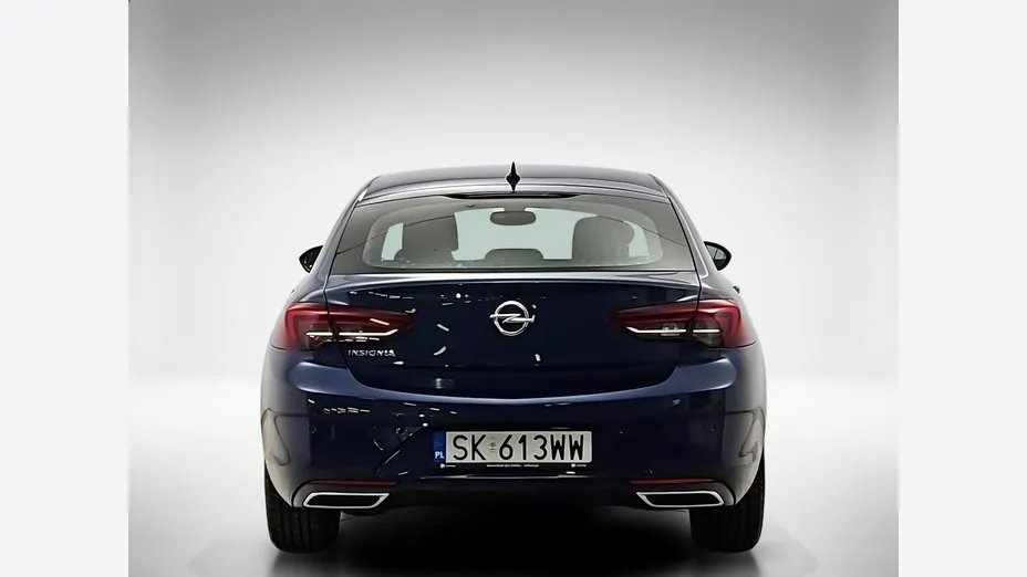 OPEL Insignia -