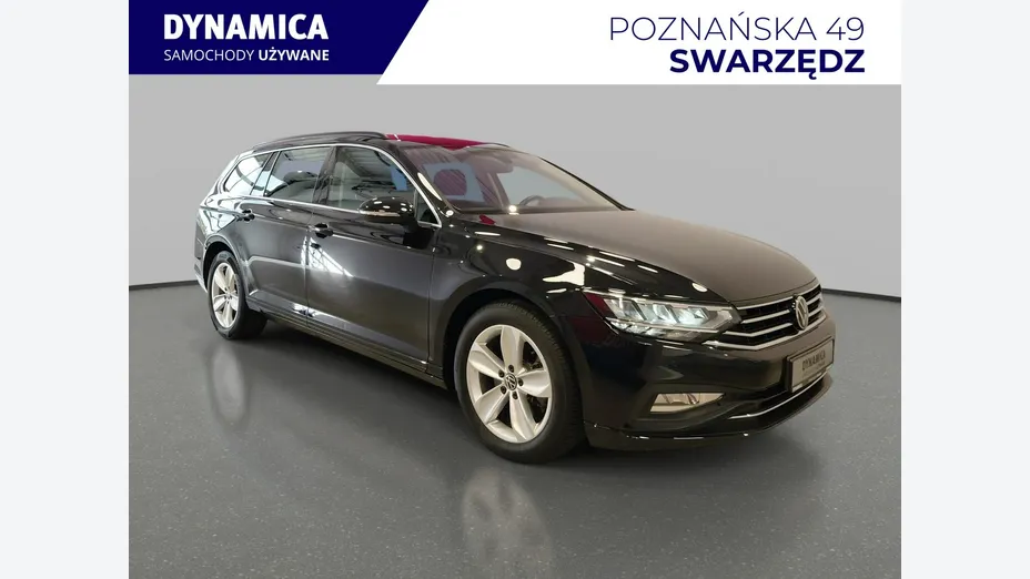 VOLKSWAGEN Passat -