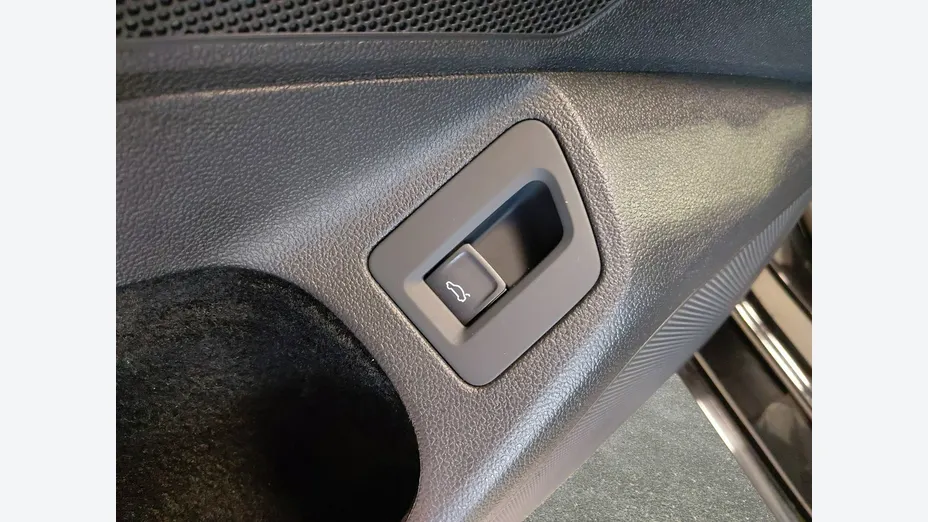 VOLKSWAGEN Passat -