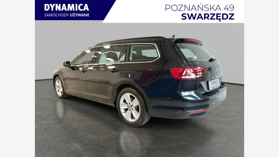 VOLKSWAGEN Passat -