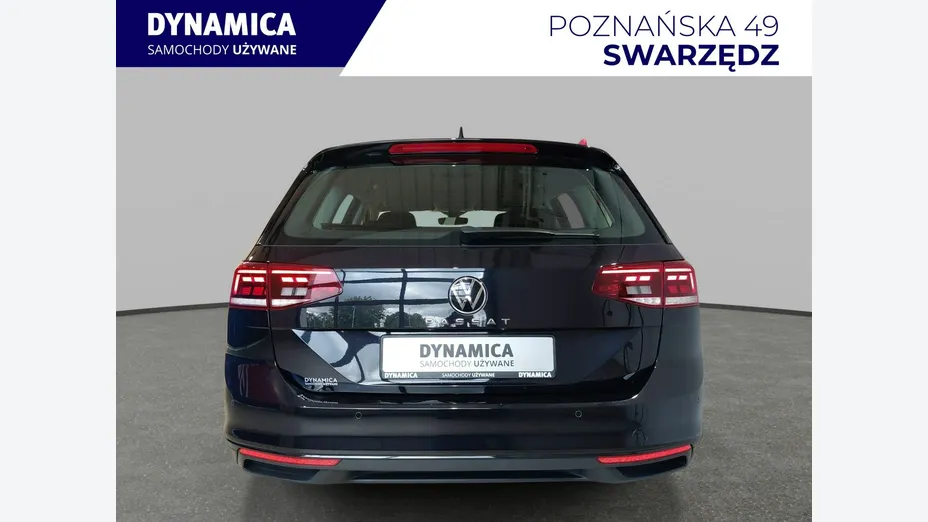 VOLKSWAGEN Passat -