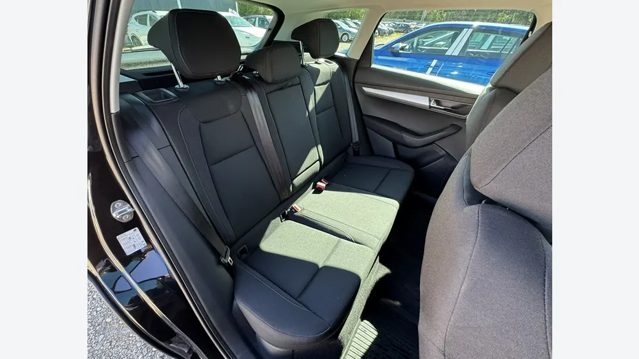 SKODA Karoq -