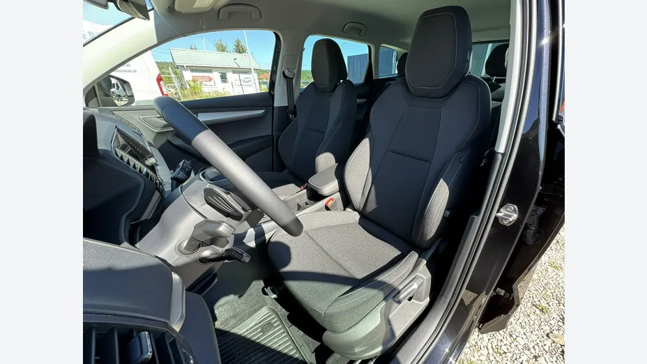 SKODA Karoq -
