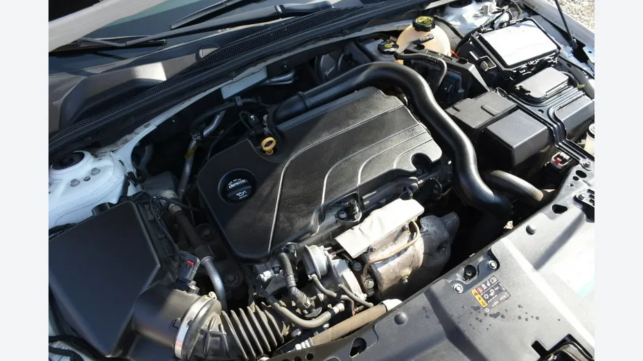 OPEL Insignia -
