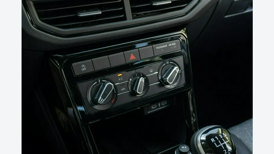 VOLKSWAGEN T-Cross -