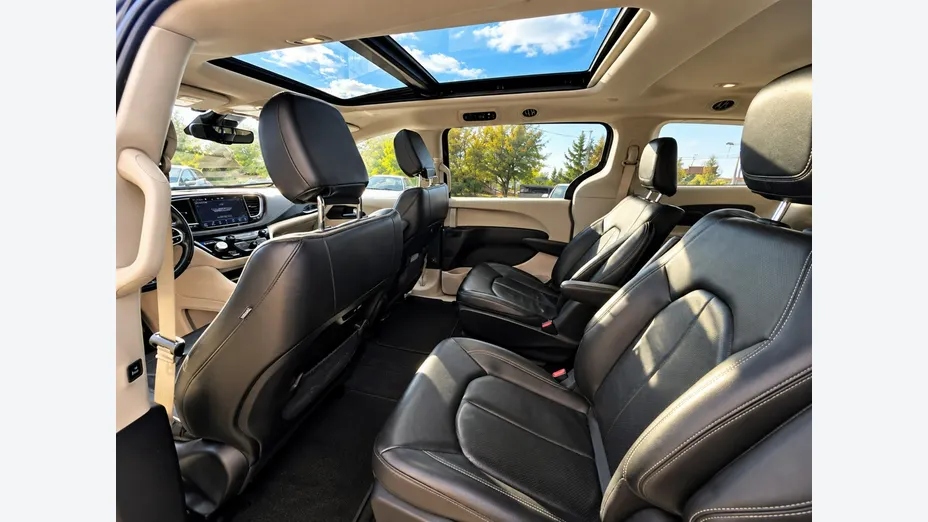 CHRYSLER Pacifica -