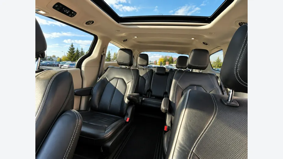 CHRYSLER Pacifica -