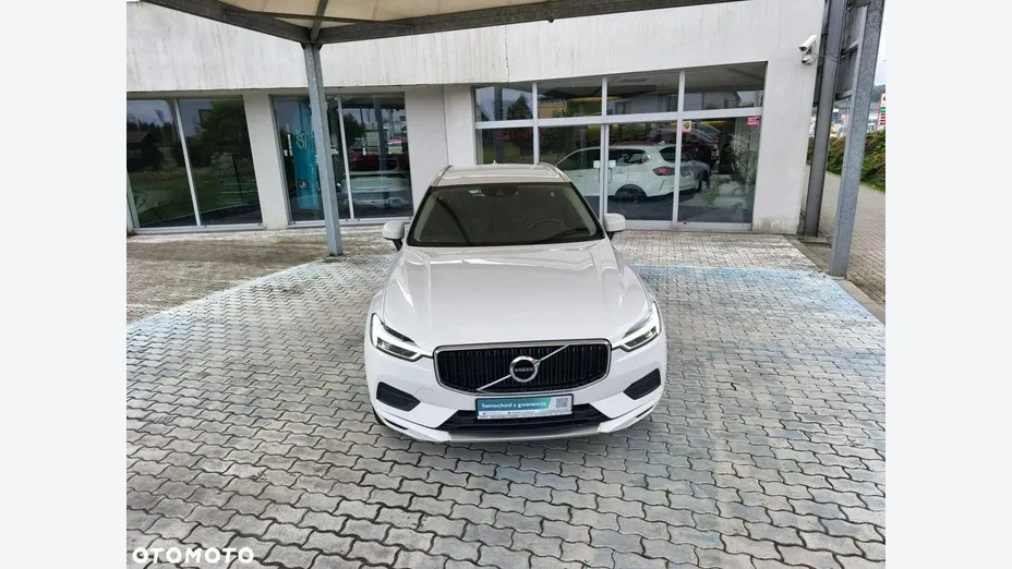 VOLVO XC60 -