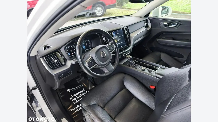 VOLVO XC60 -