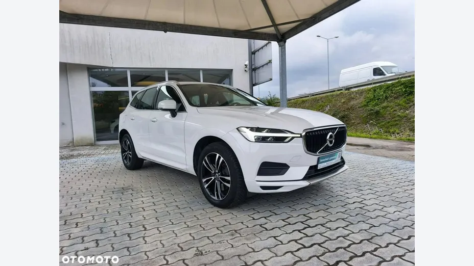 VOLVO XC60 -