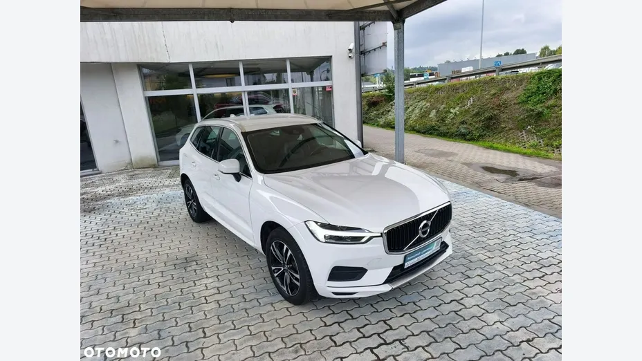 VOLVO XC60 -
