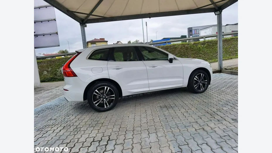 VOLVO XC60 -