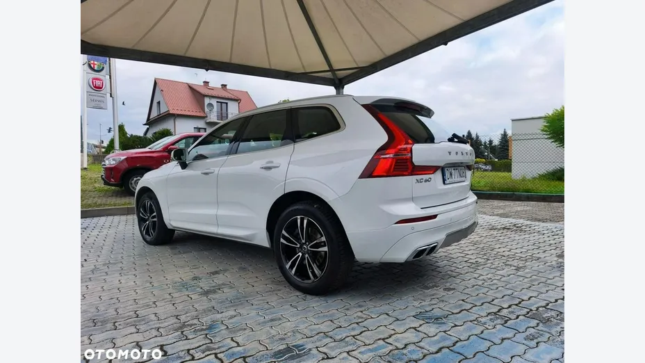 VOLVO XC60 -