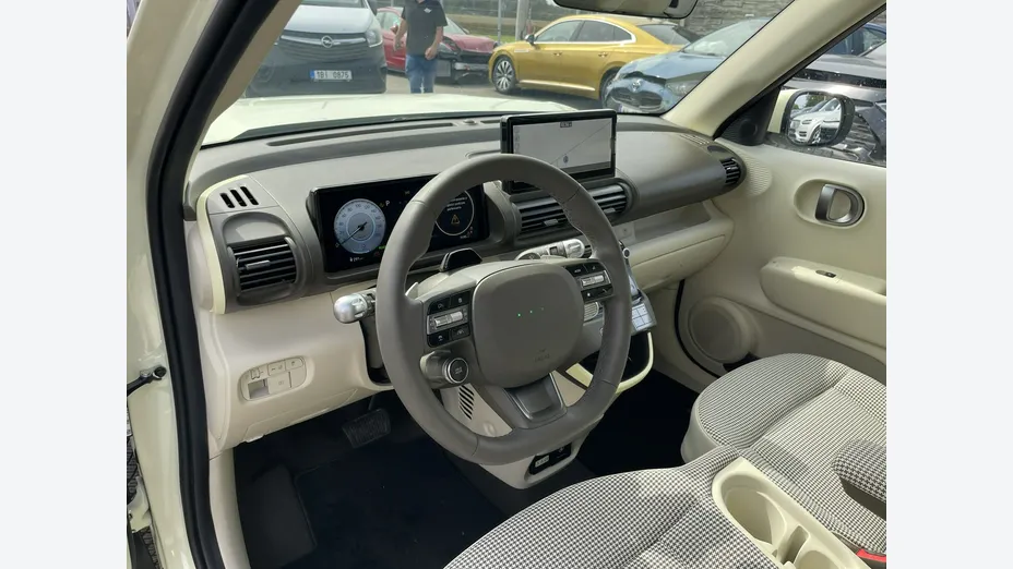 HYUNDAI Inster -