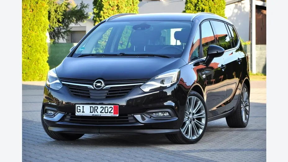 OPEL Zafira -