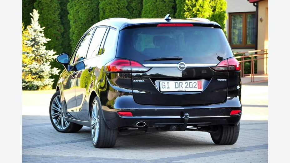 OPEL Zafira -