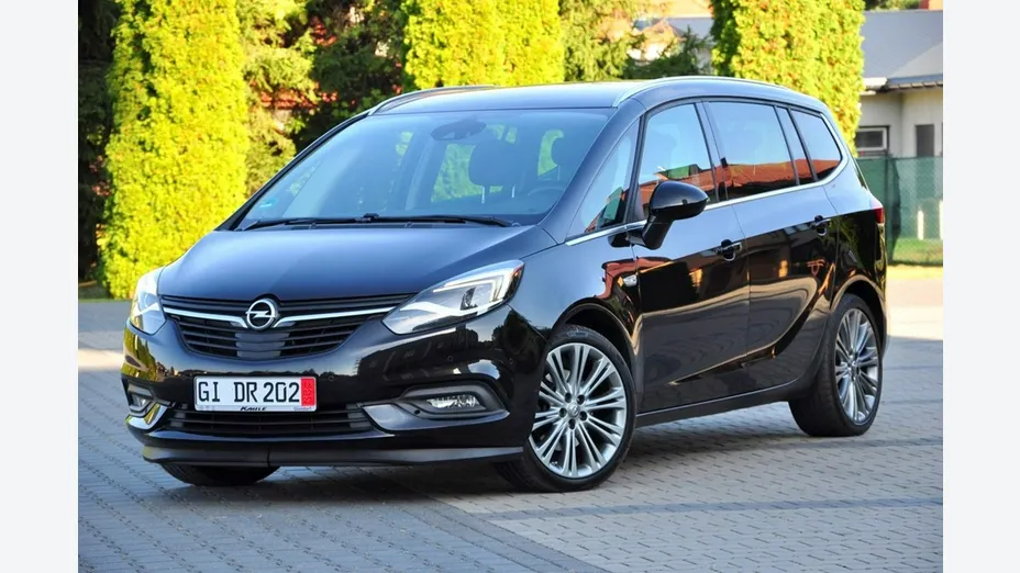 OPEL Zafira -