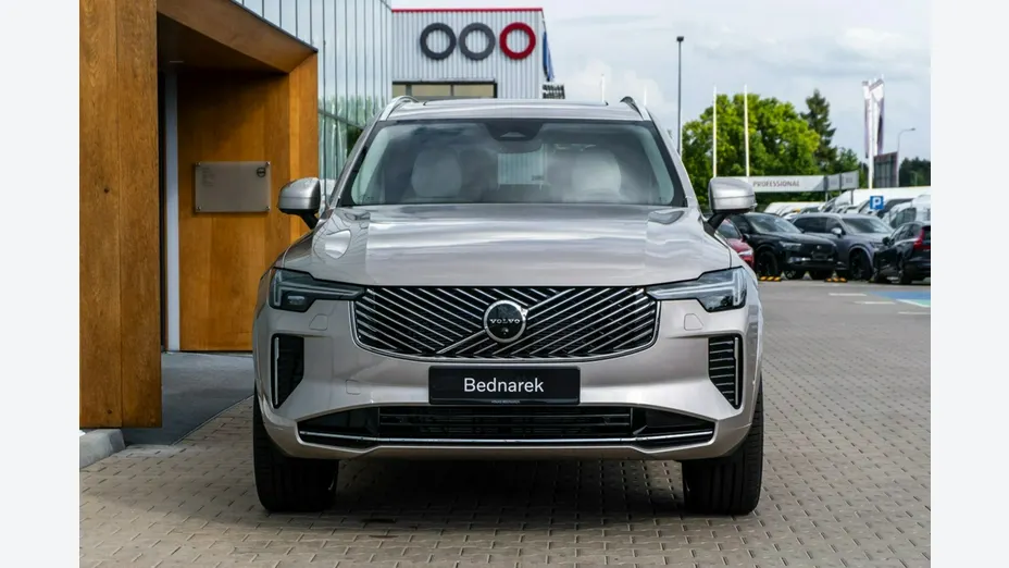 VOLVO XC90 -