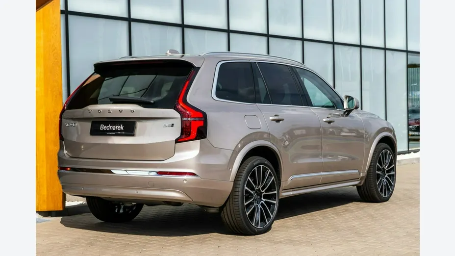 VOLVO XC90 -