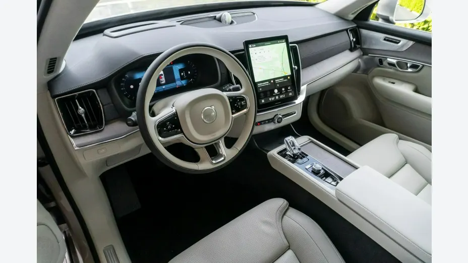 VOLVO XC90 -