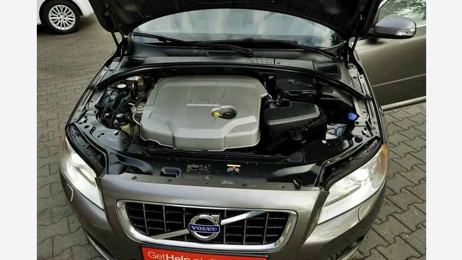 VOLVO V70 -