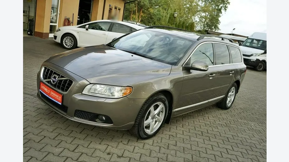 VOLVO V70 -
