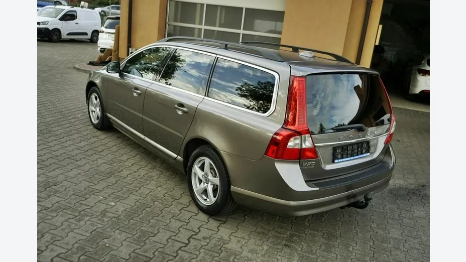 VOLVO V70 -