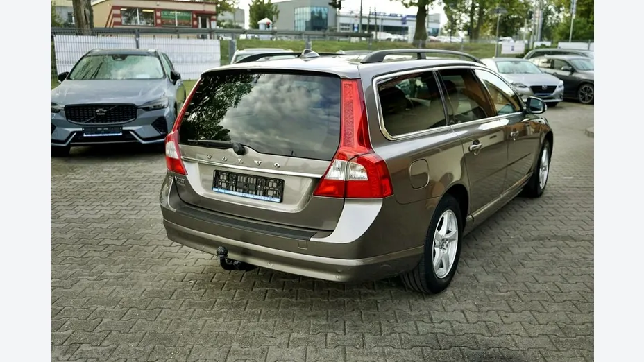 VOLVO V70 -