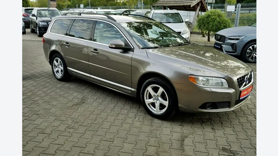 VOLVO V70 -