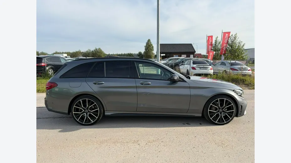 MERCEDES-BENZ C Klasa -