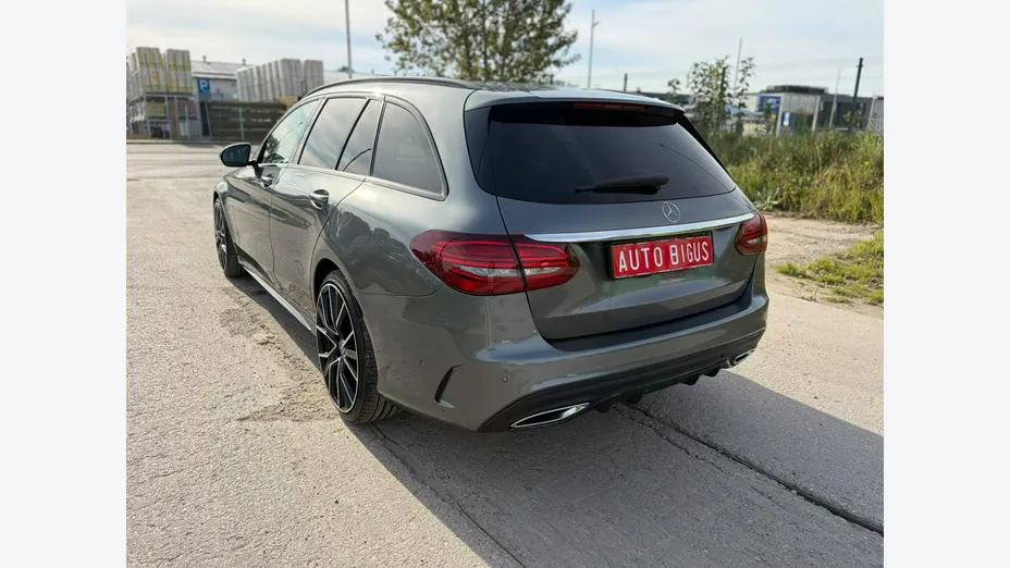 MERCEDES-BENZ C Klasa -