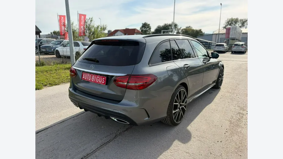 MERCEDES-BENZ C Klasa -