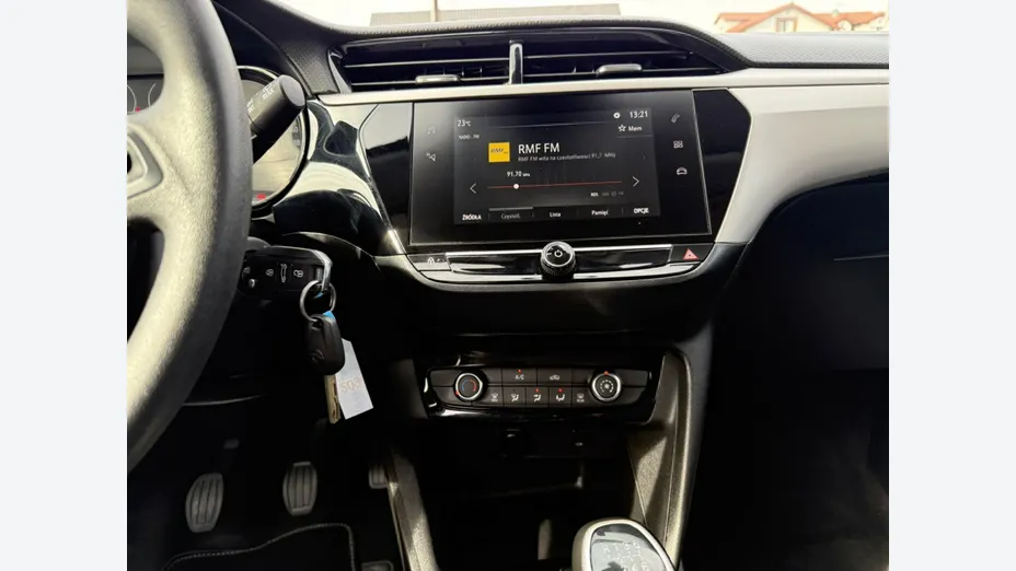 OPEL Corsa -