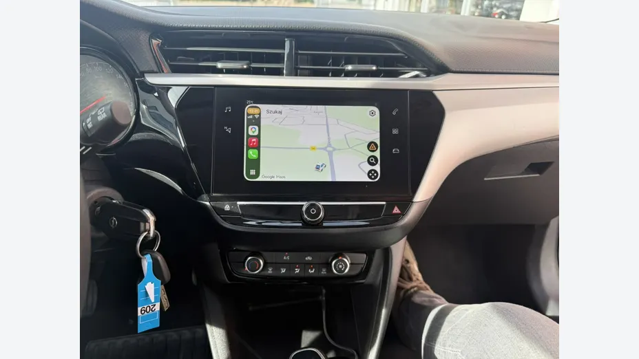 OPEL Corsa -