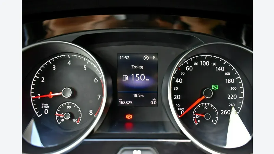 VOLKSWAGEN Touran -
