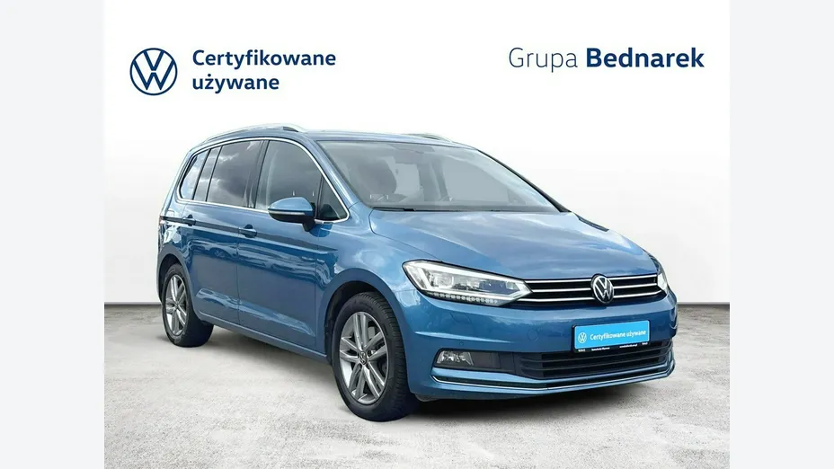 VOLKSWAGEN Touran -