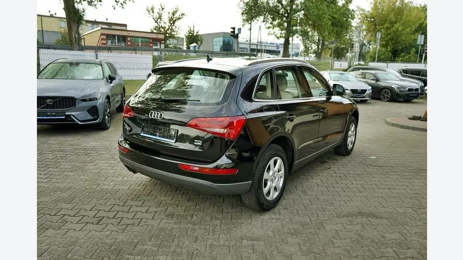 AUDI Q5 -