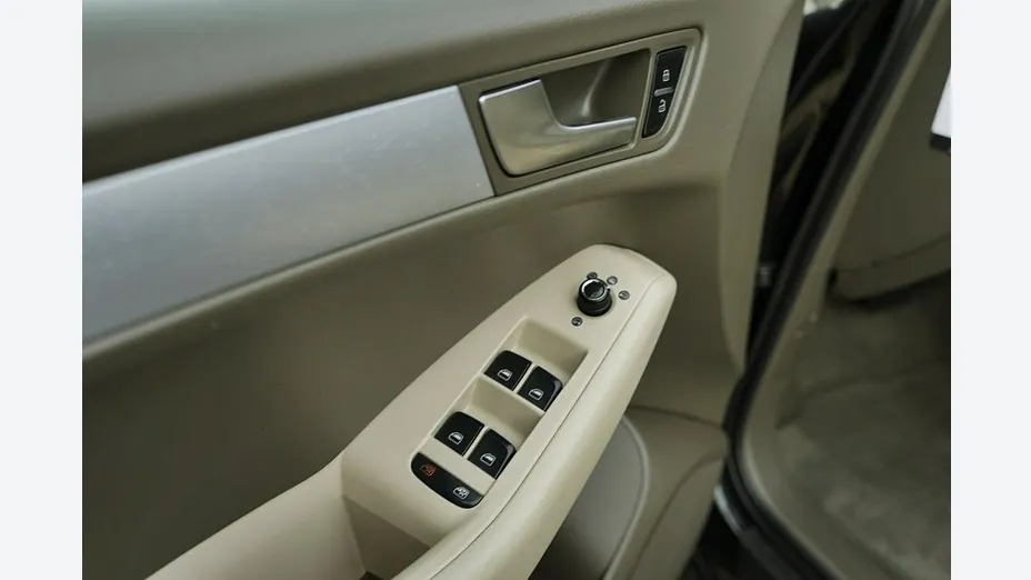 AUDI Q5 -