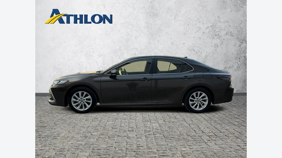 TOYOTA Camry -
