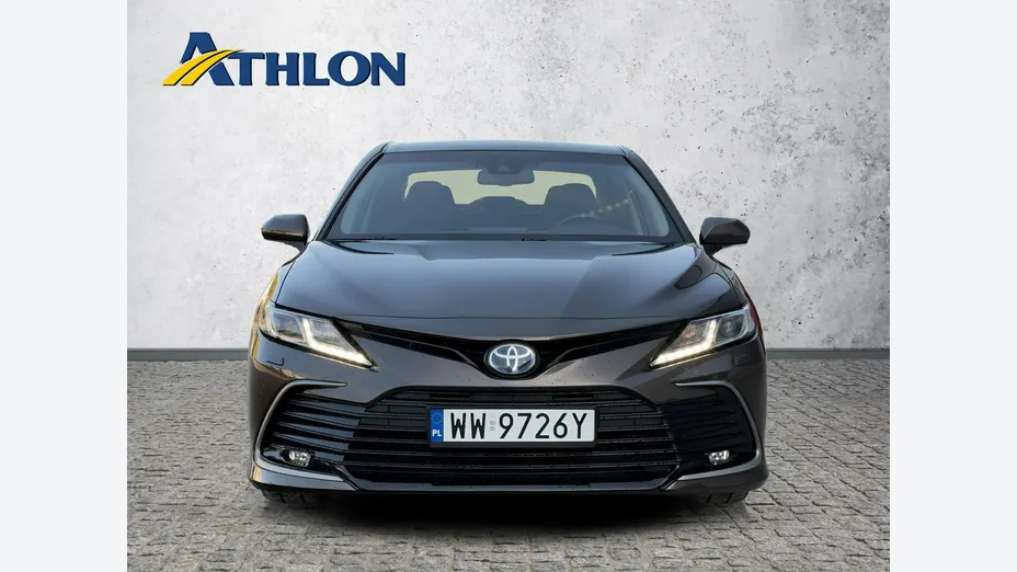 TOYOTA Camry -