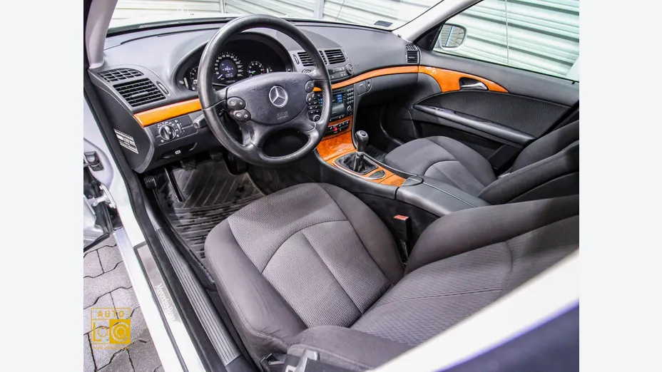 MERCEDES-BENZ E Klasa -