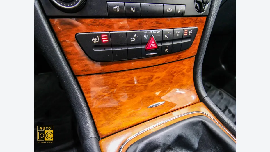 MERCEDES-BENZ E Klasa -