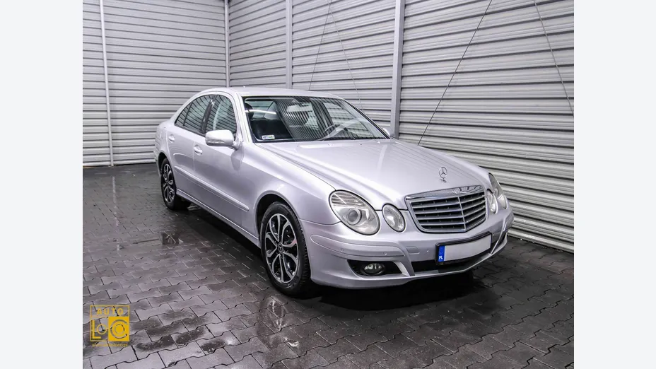 MERCEDES-BENZ E Klasa -