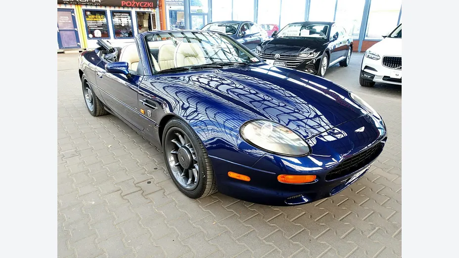 ASTON MARTIN DB7 -