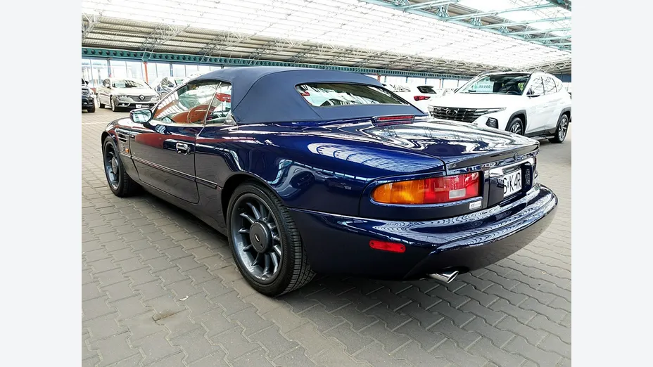 ASTON MARTIN DB7 -