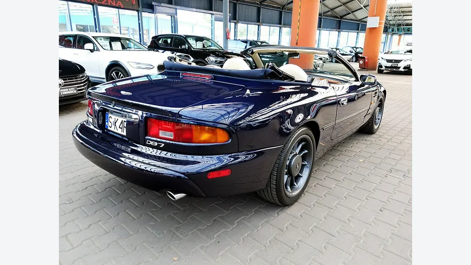 ASTON MARTIN DB7 -
