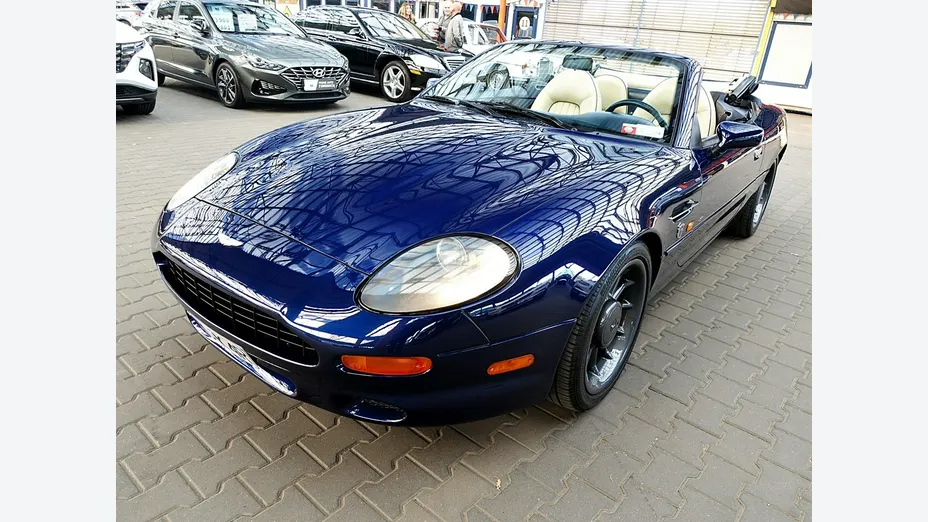 ASTON MARTIN DB7 -