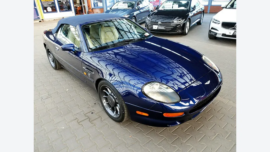 ASTON MARTIN DB7 -