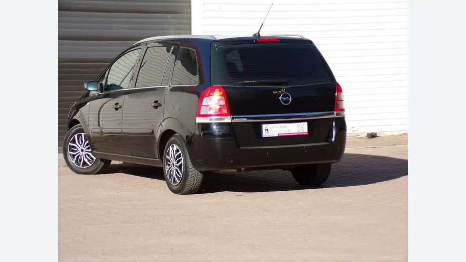 OPEL Zafira -